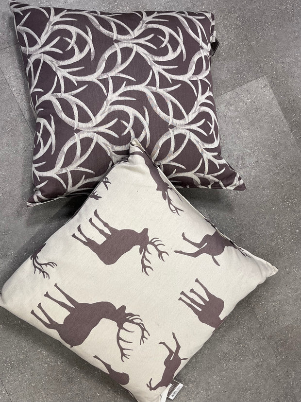 Coussins 18 X 18 motifs chevreuil , ensemble de 2