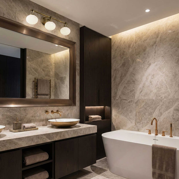 VELORA Luminaire mural laiton antique et verres givrés 23 1/4''L AC12253LB