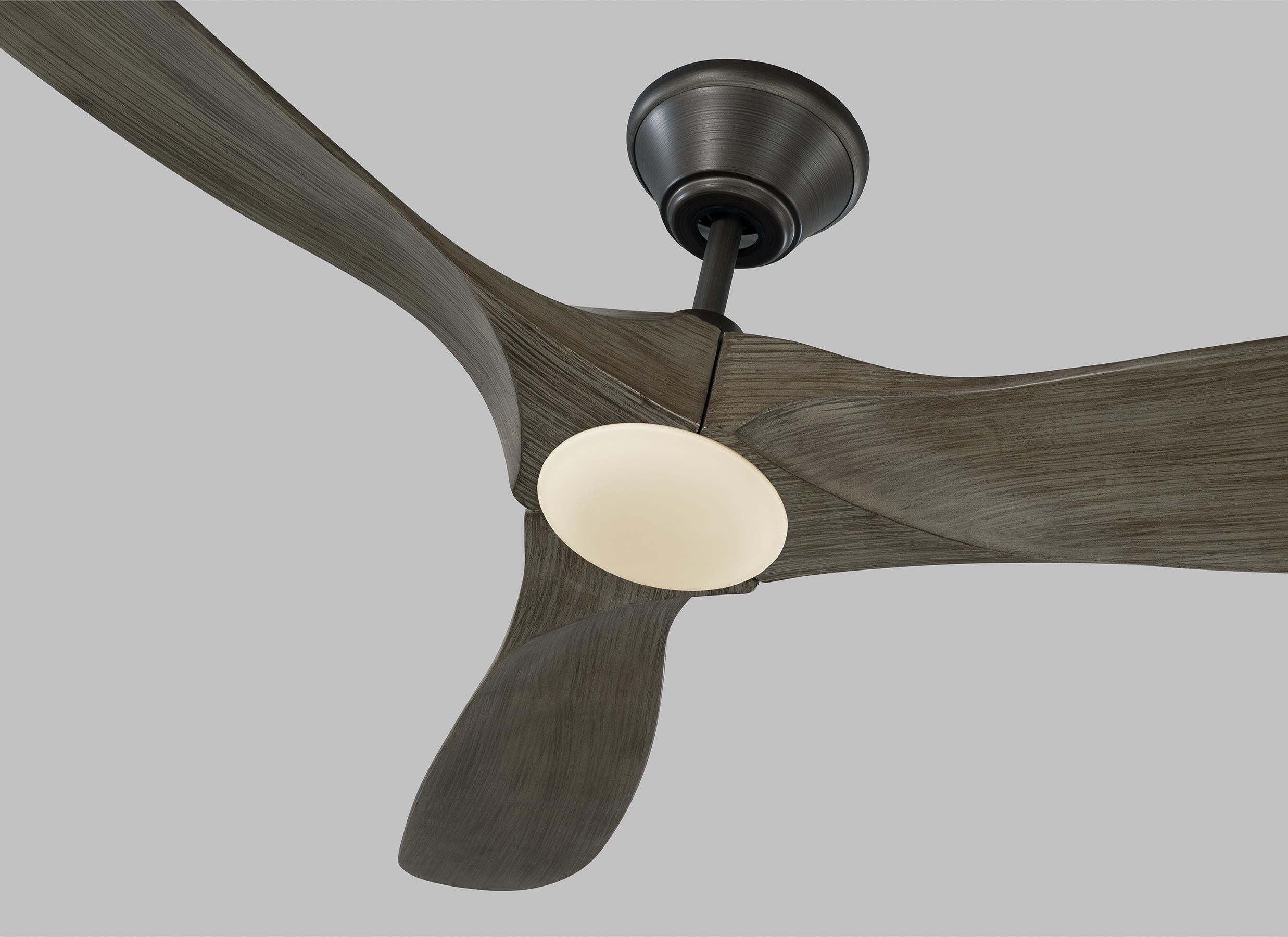 MAVERICK ventilateur étain et effet bois | Luminaire Plus.ca
