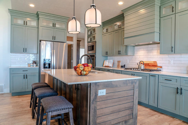 PEARSON luminaire suspendu noir 818-12MB | Luminaire Plus.ca