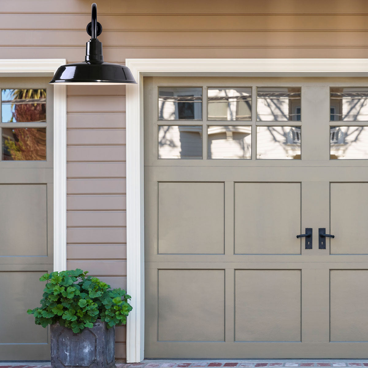 SIGN luminaire mural extérieur noir BL16WACBK | Luminaire Plus.ca