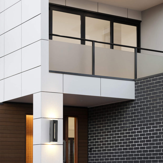 Luminaire mural extérieur noir LWJ16-CC-BK | Luminaire Plus.ca