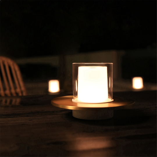 CANDLE lampe de table portative doré T1140003-TC-BRASS | Luminaire Plus.ca